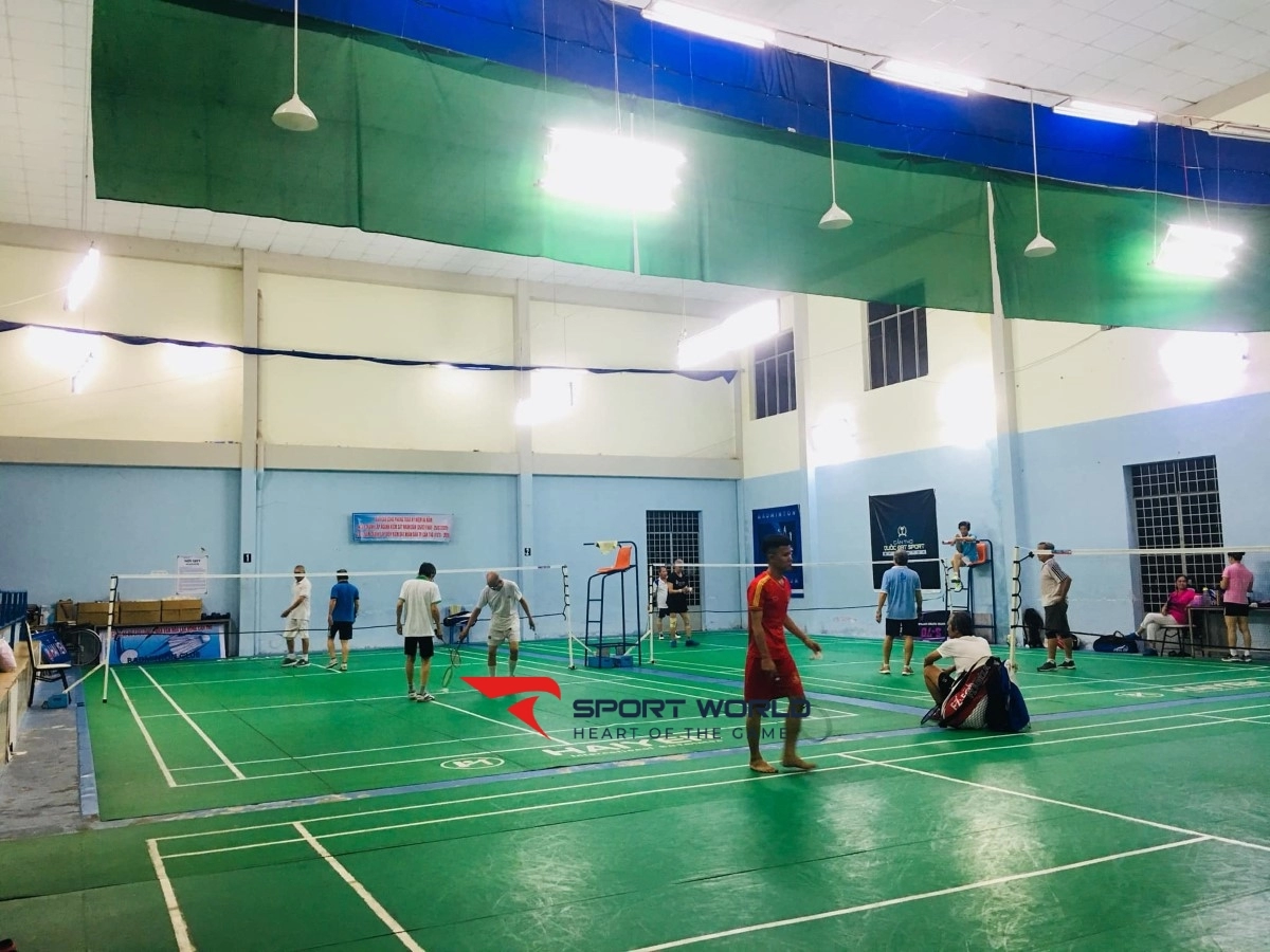 Sân cầu lông Nhà văn hóa lao động TP Cần Thơ