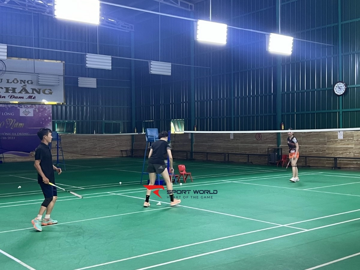 Sân cầu lông Toàn Thắng