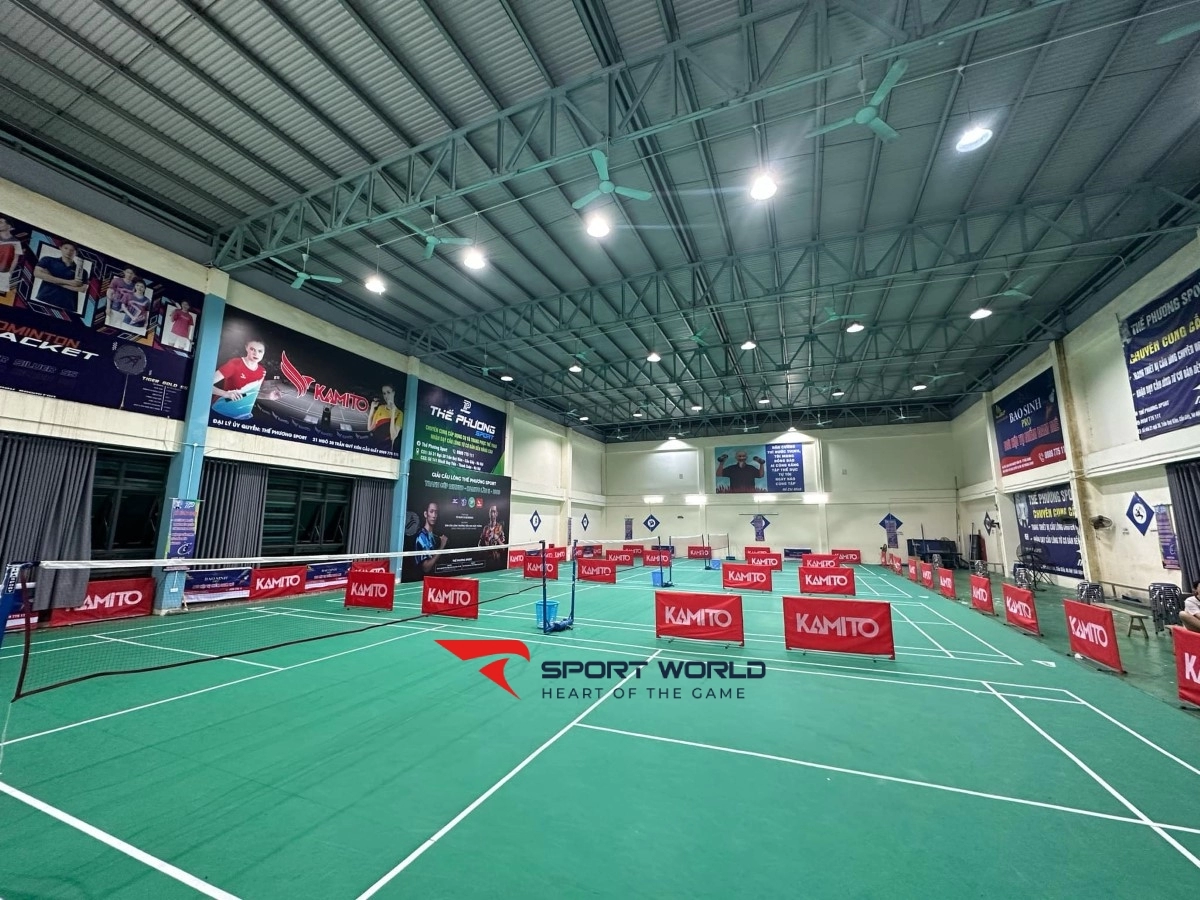 Sân cầu lông Trường Tiểu học Đức Thắng