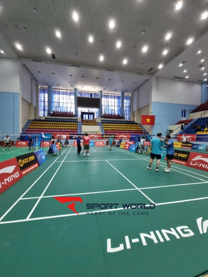 Sân cầu lông Nhà thi đấu Gia Lâm