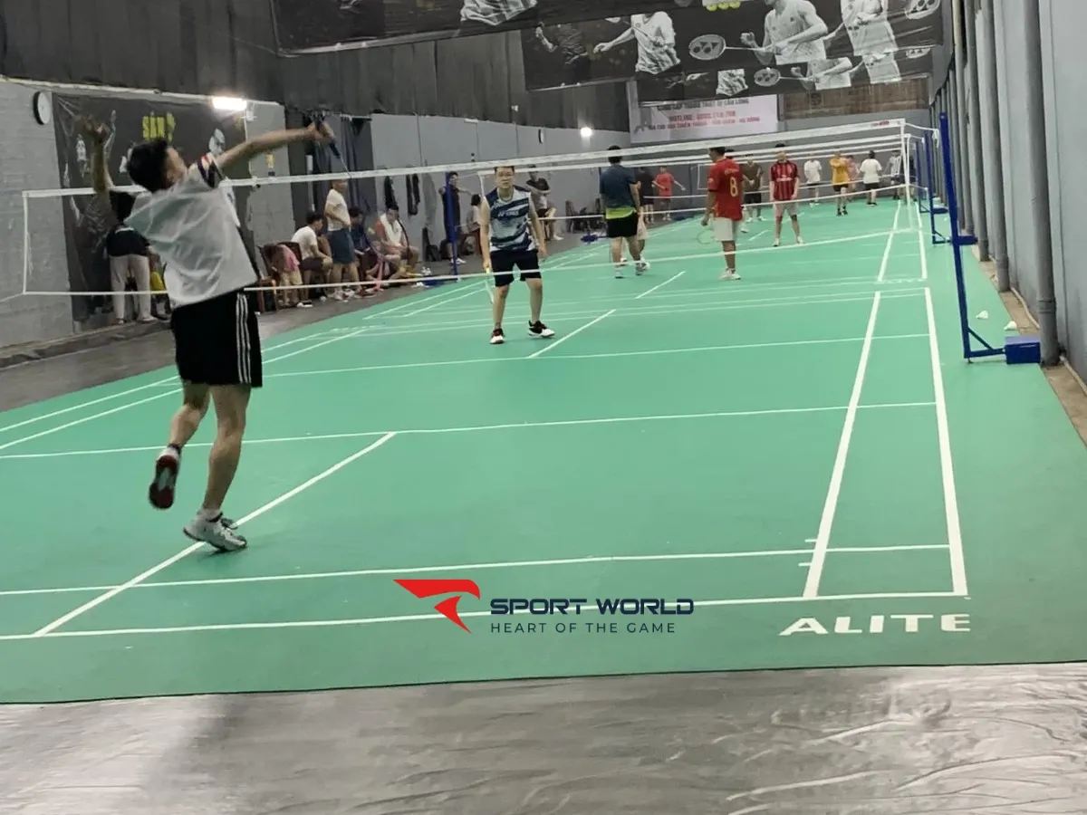 Sân cầu lông 686 Chiến Thắng