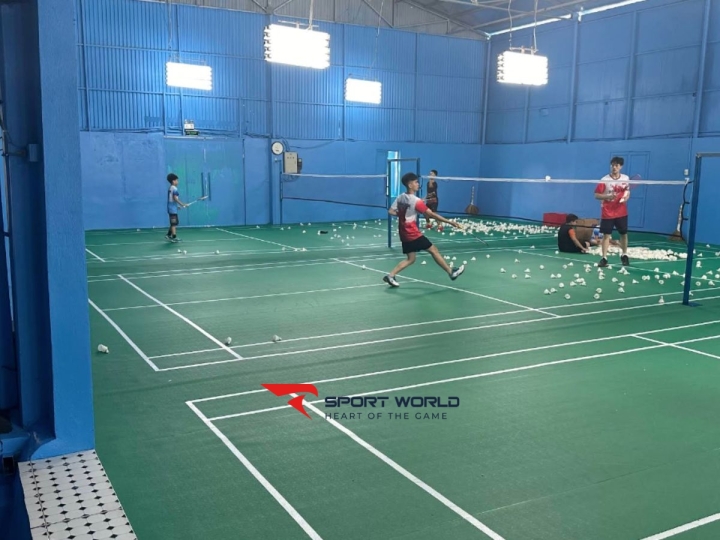 Sân cầu lông 521 Minh Khai