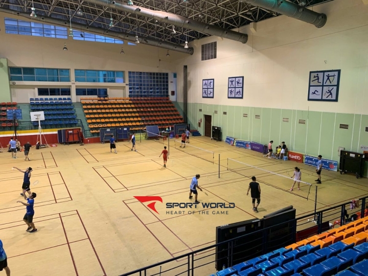 Sân Cầu Lông Nhà Thi Đấu Bách Khoa Hà Nội