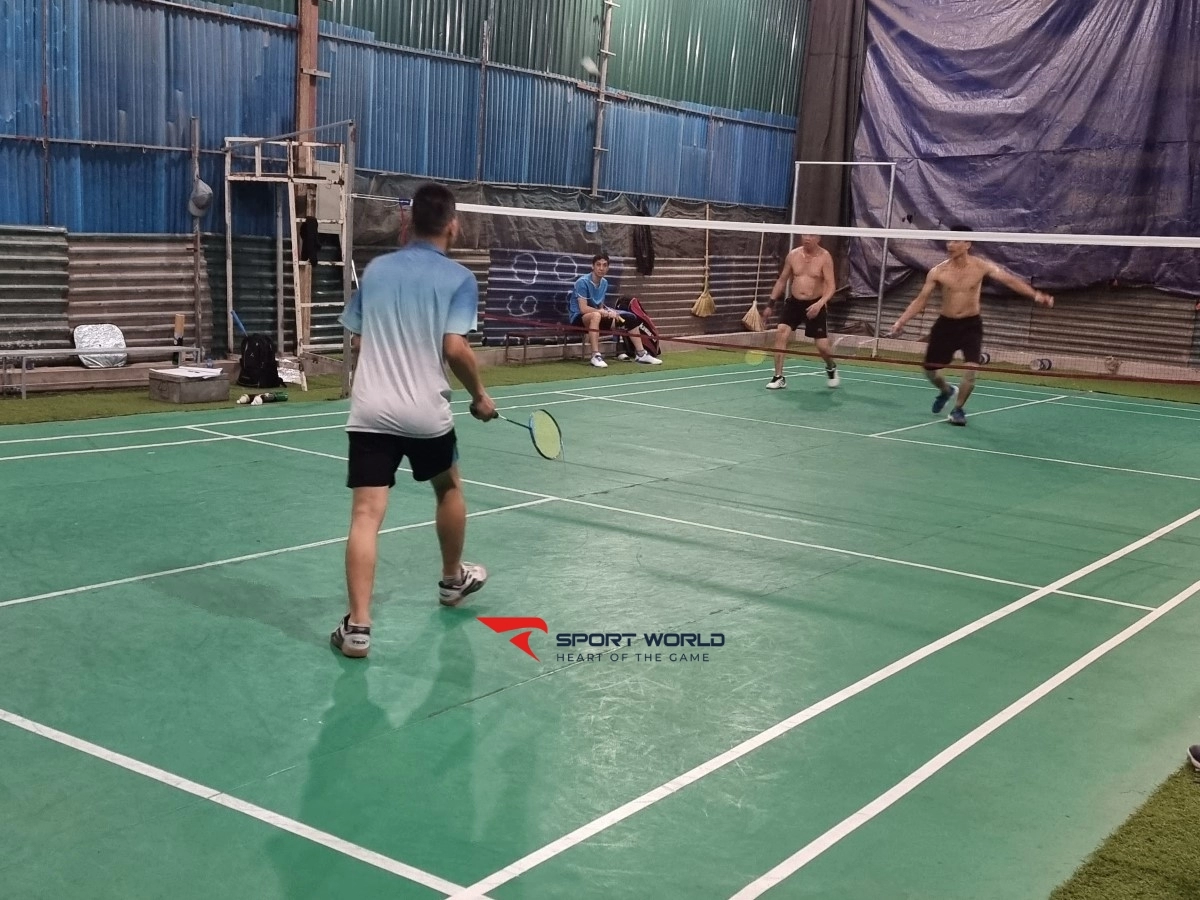 Sân Cầu Lông Bằng B