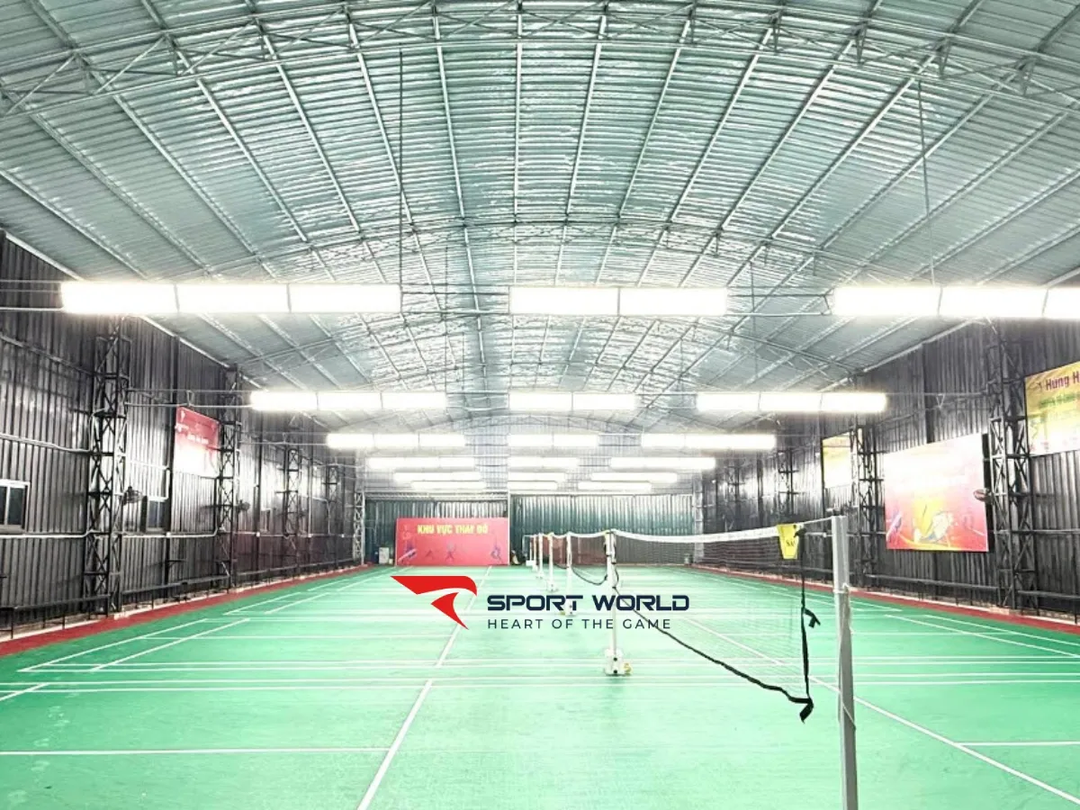 Sân cầu lông Hùng Hải - Long Biên