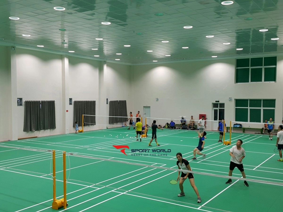 Sân cầu lông Trường tiểu học Nguyễn Du