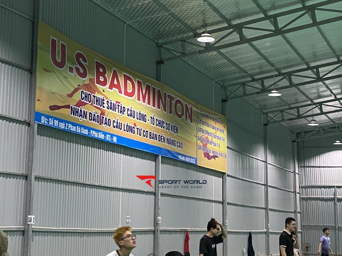 Sân cầu lông  U.S