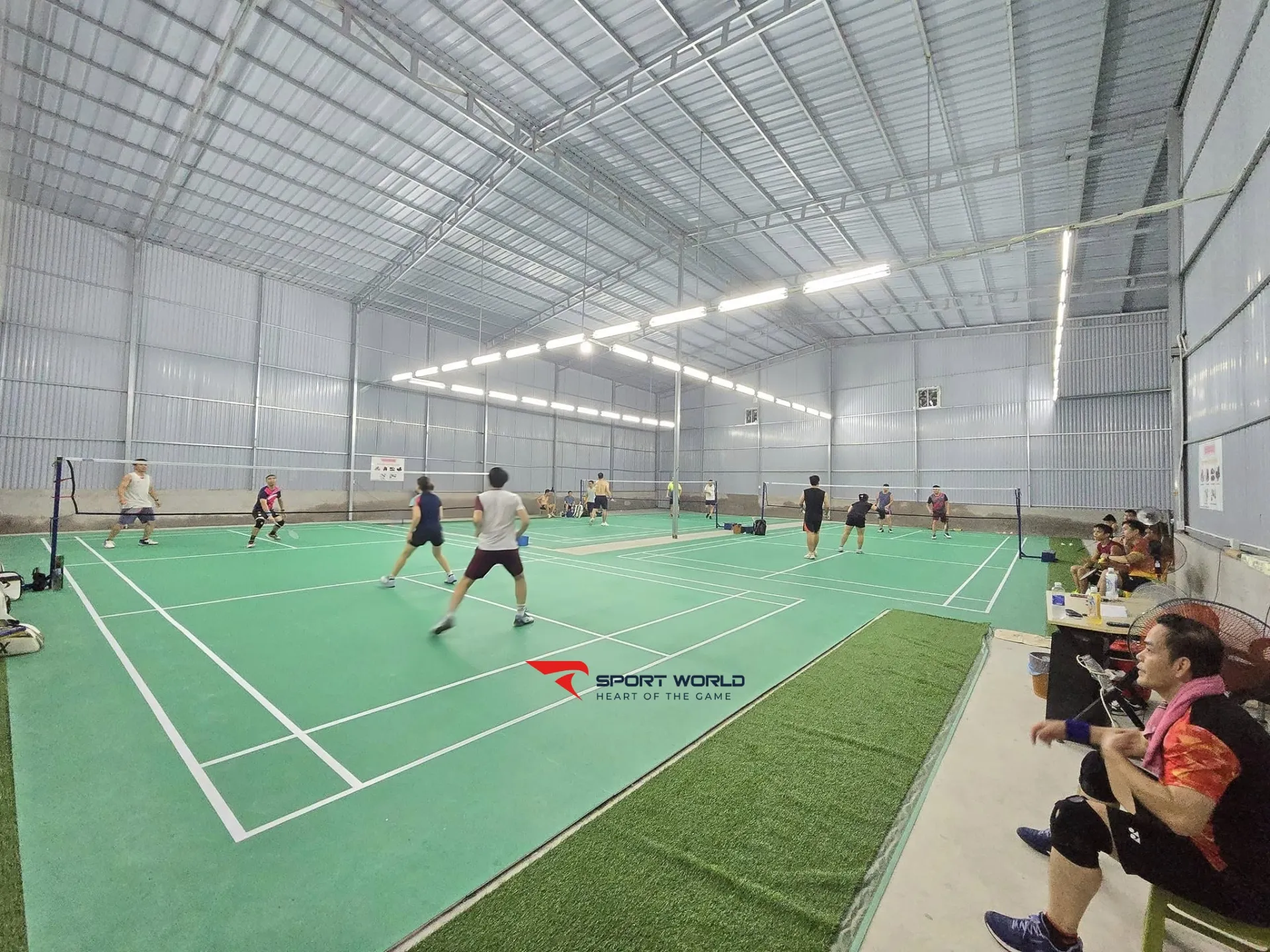 Sân cầu lông MK - Cự Khê