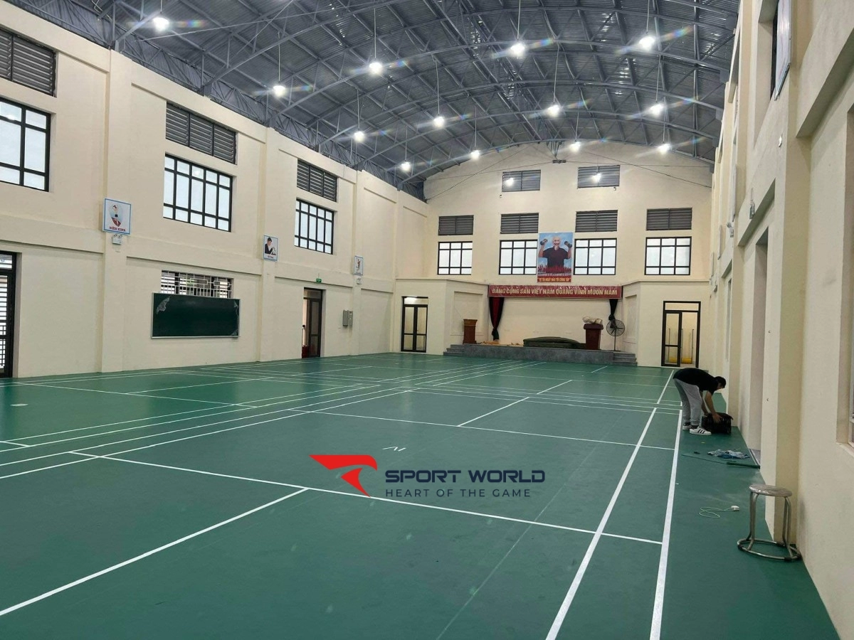 Sân cầu lông Trường THCS Nguyễn Trãi