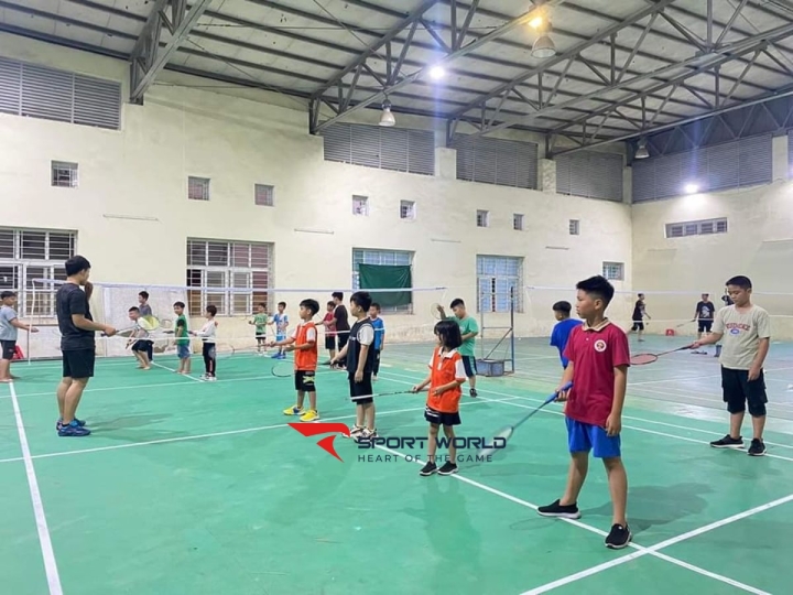 Cầu lông cấp 2 Văn Bình