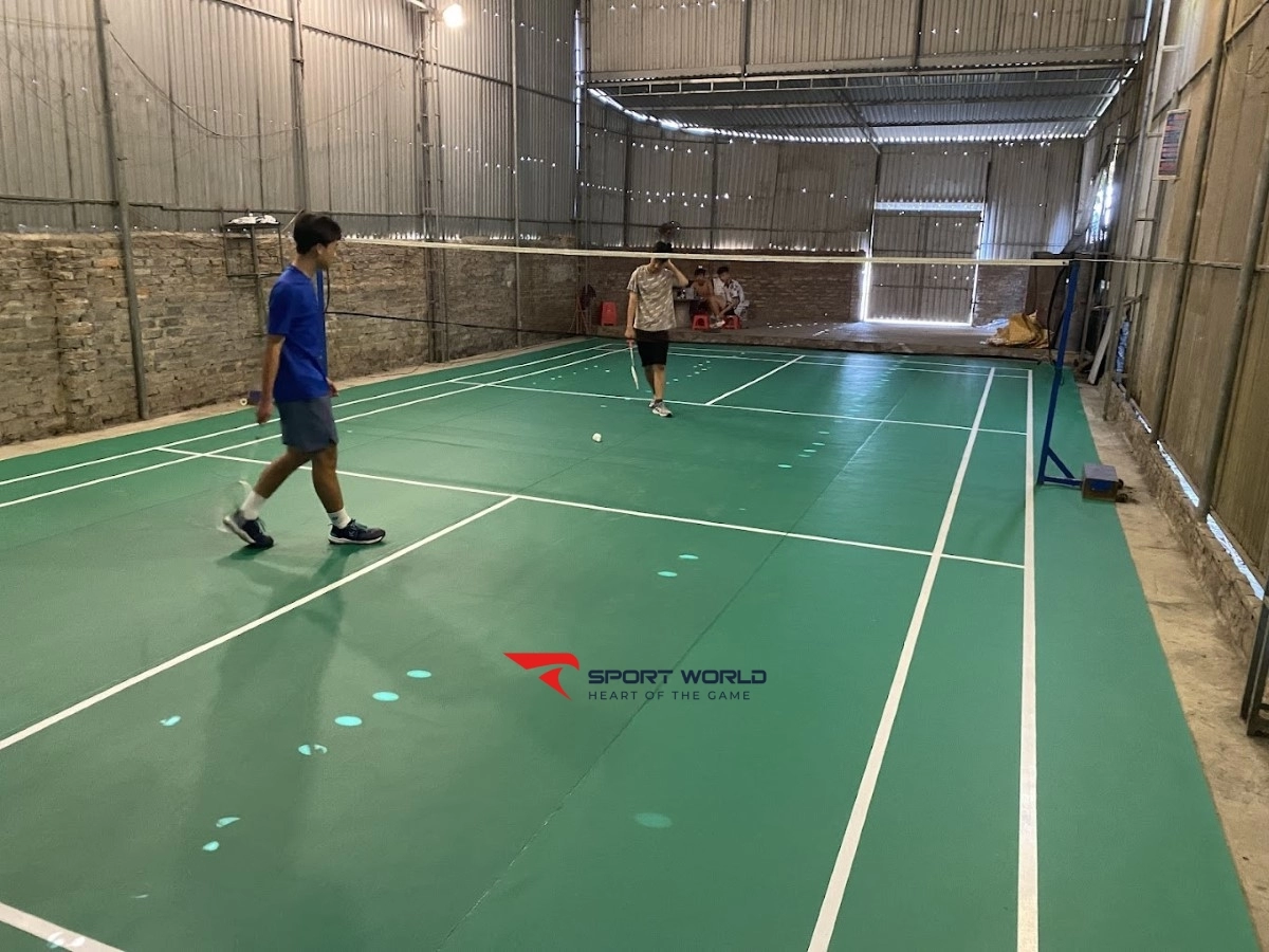 Sân cầu lông Trần Văn Quyết