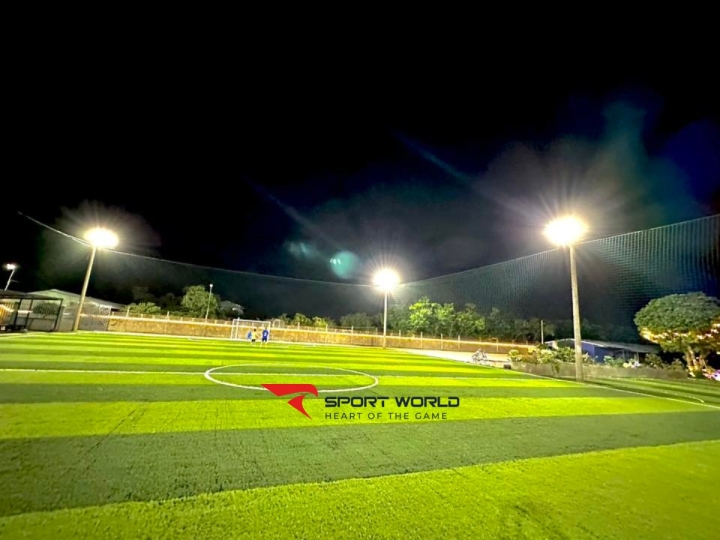 Sân bóng Trại Gà