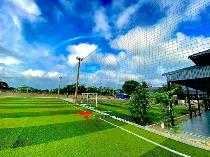 Sân bóng Trại Gà