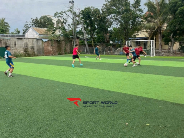 Sân Bóng Tuấn Mít Hoàng Châu