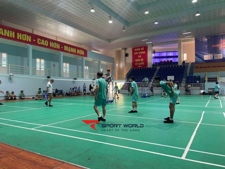 Sân Cầu Lông Nhà thi đấu quận Kiến An