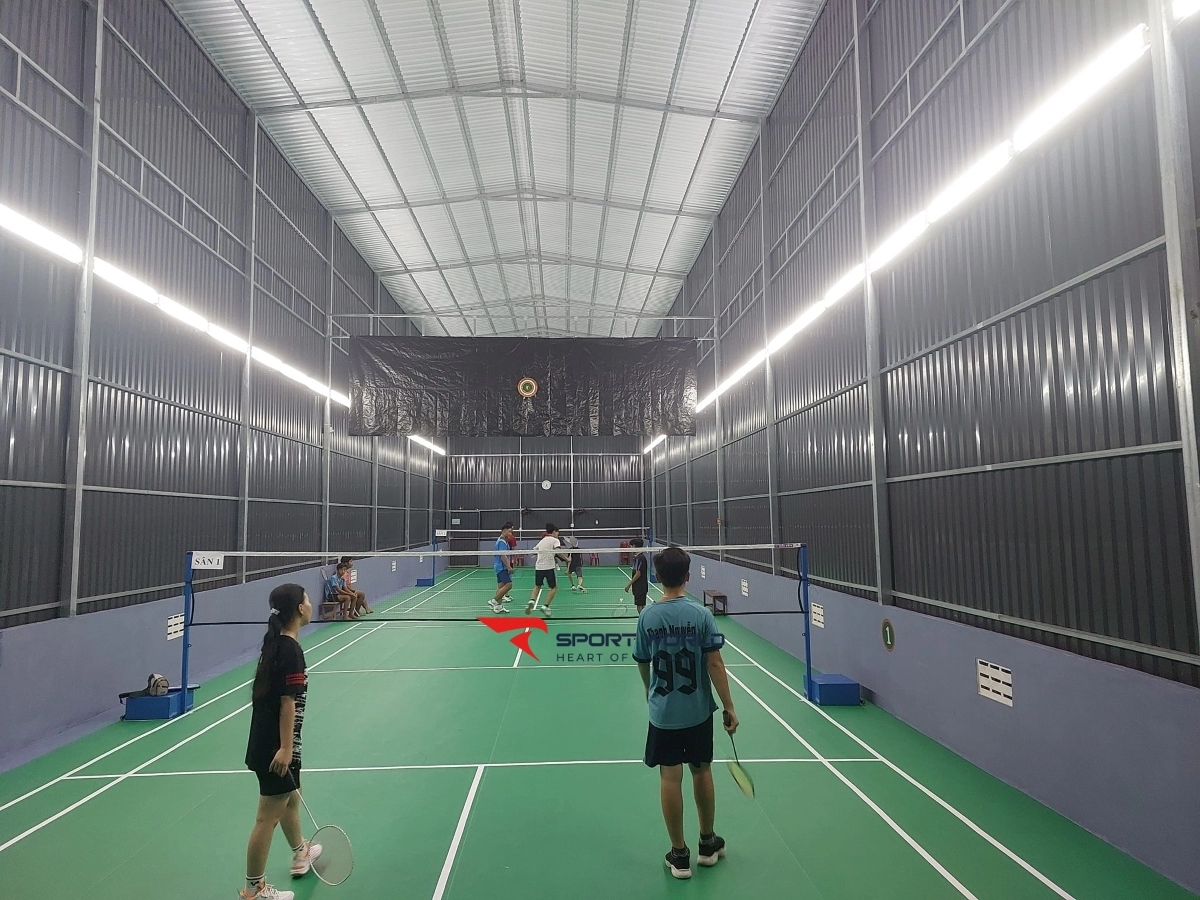 Sân cầu lông Tiến Thịnh Badminton