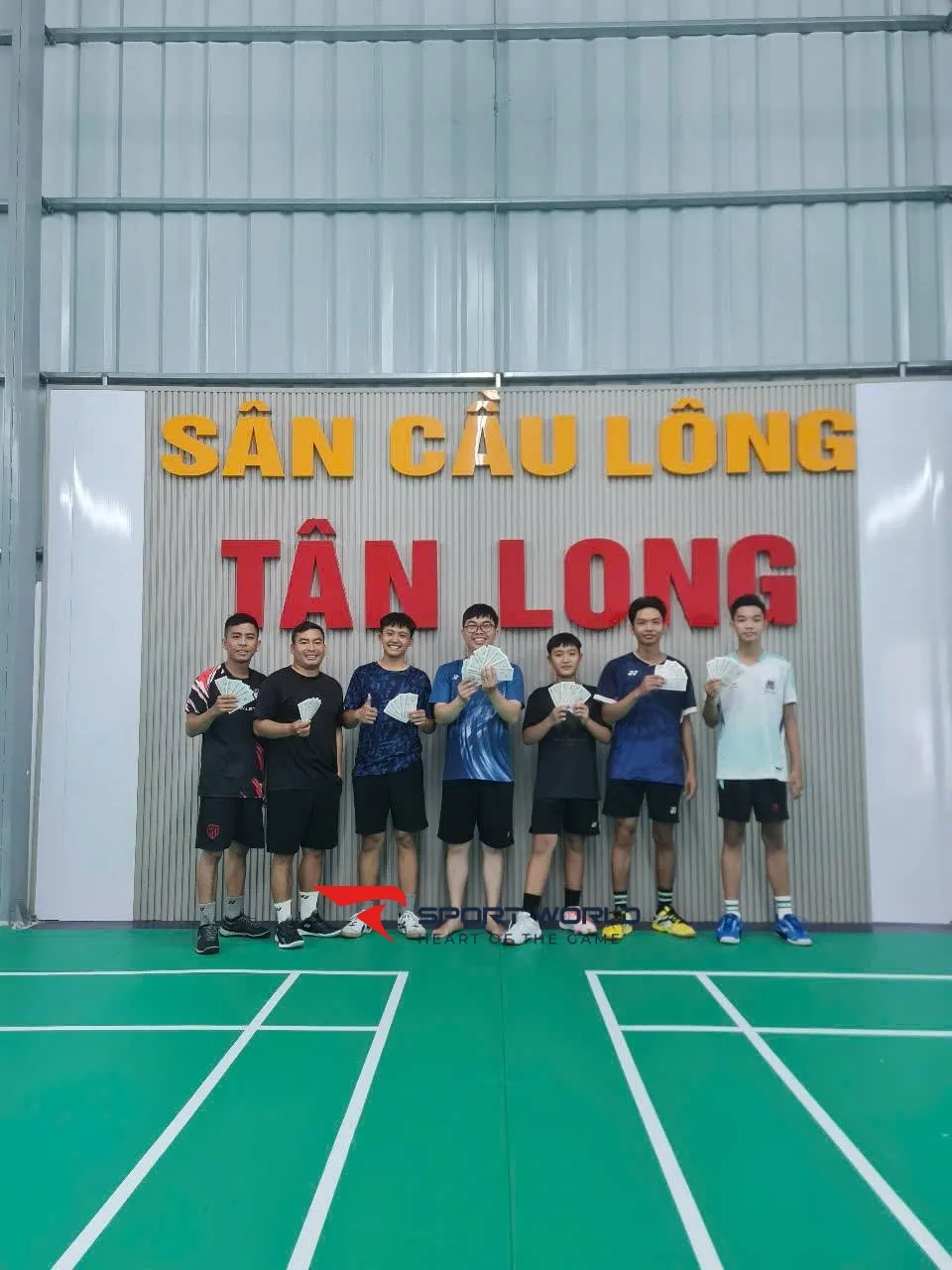 Sân Cầu Lông Tân Long