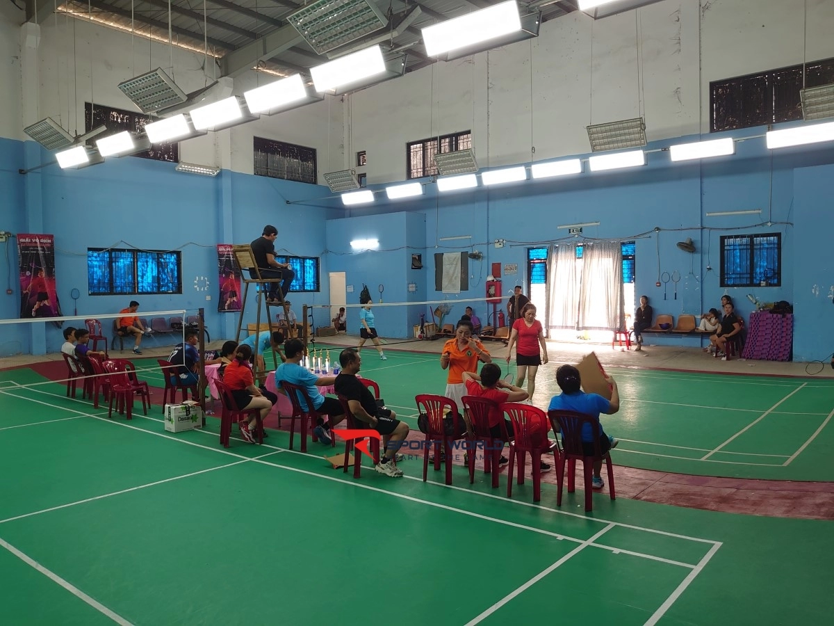 Sân Cầu Lông Tân Kiên