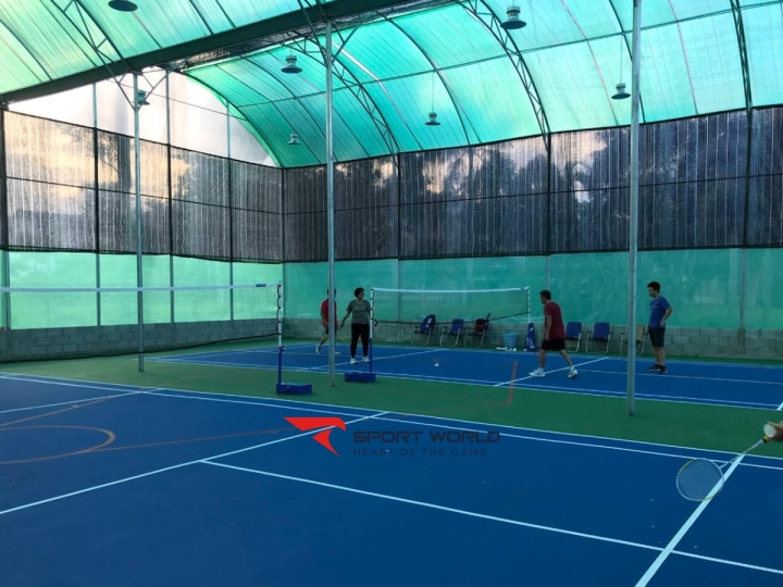 Trung tâm thể dục thể thao Conic