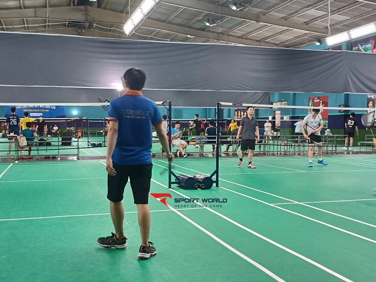Sân Cầu Lông Hưng Phú CN2