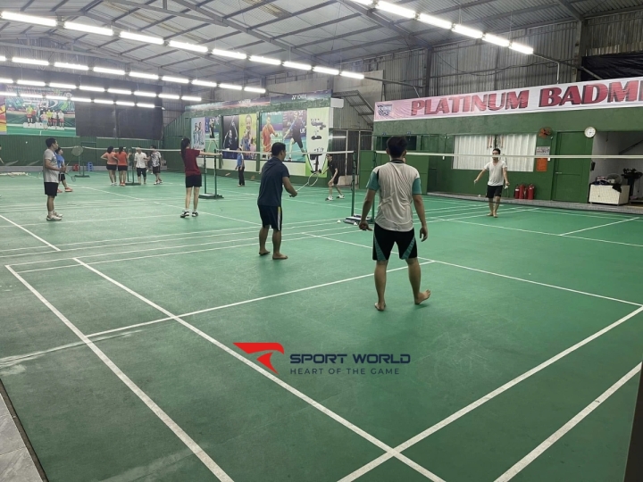 Sân cầu lông Platinum Badminton