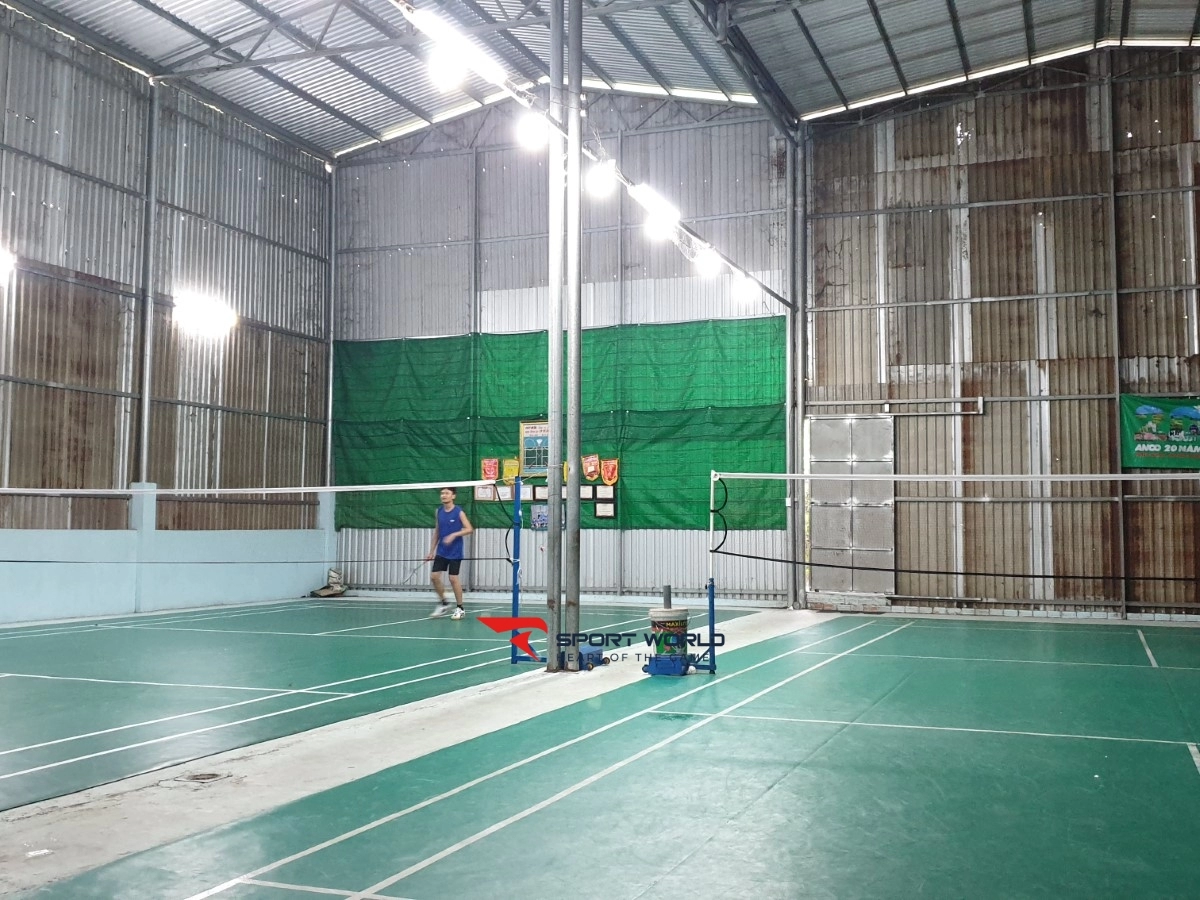 Sân cầu lông Cây Trắc