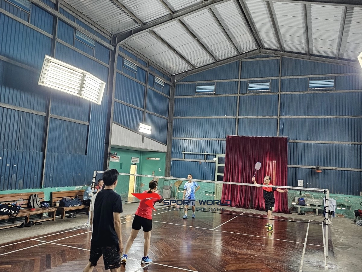 Sân cầu lông Cung Văn hóa Lao động TP.HCM