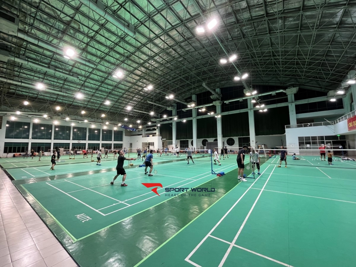 Sân cầu lông Phú Thọ