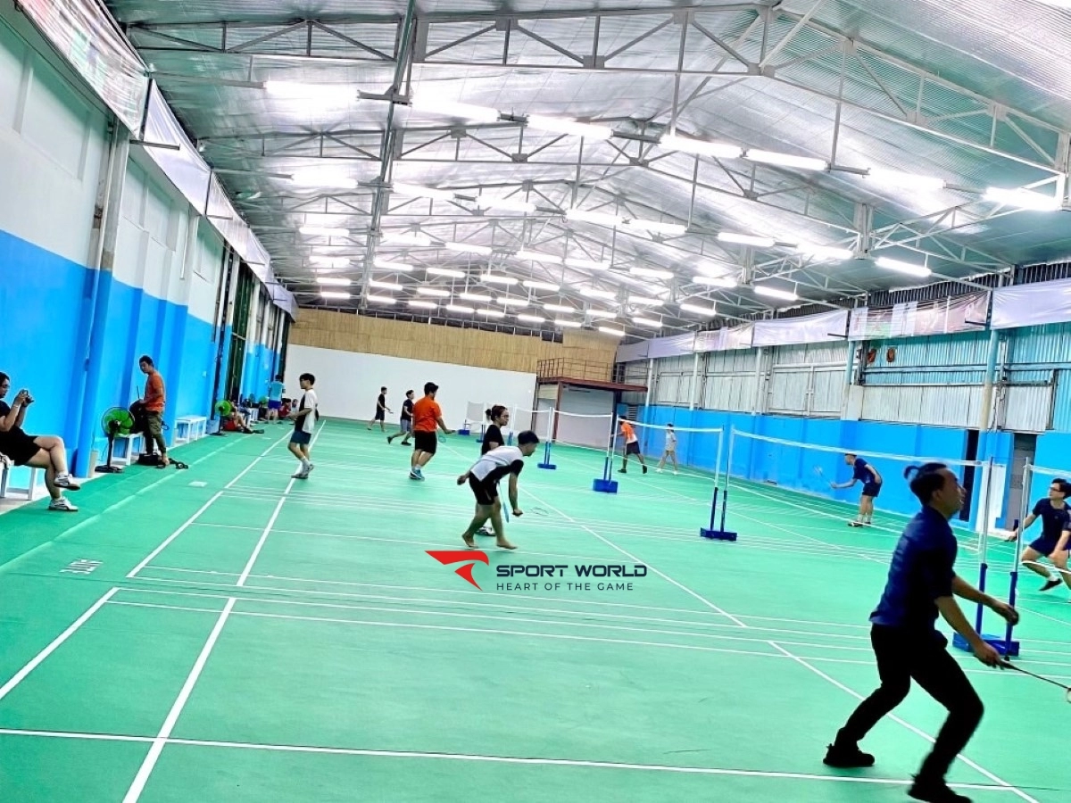 Sân cầu lông & pickleball Lio Sport Tân Chánh Hiệp
