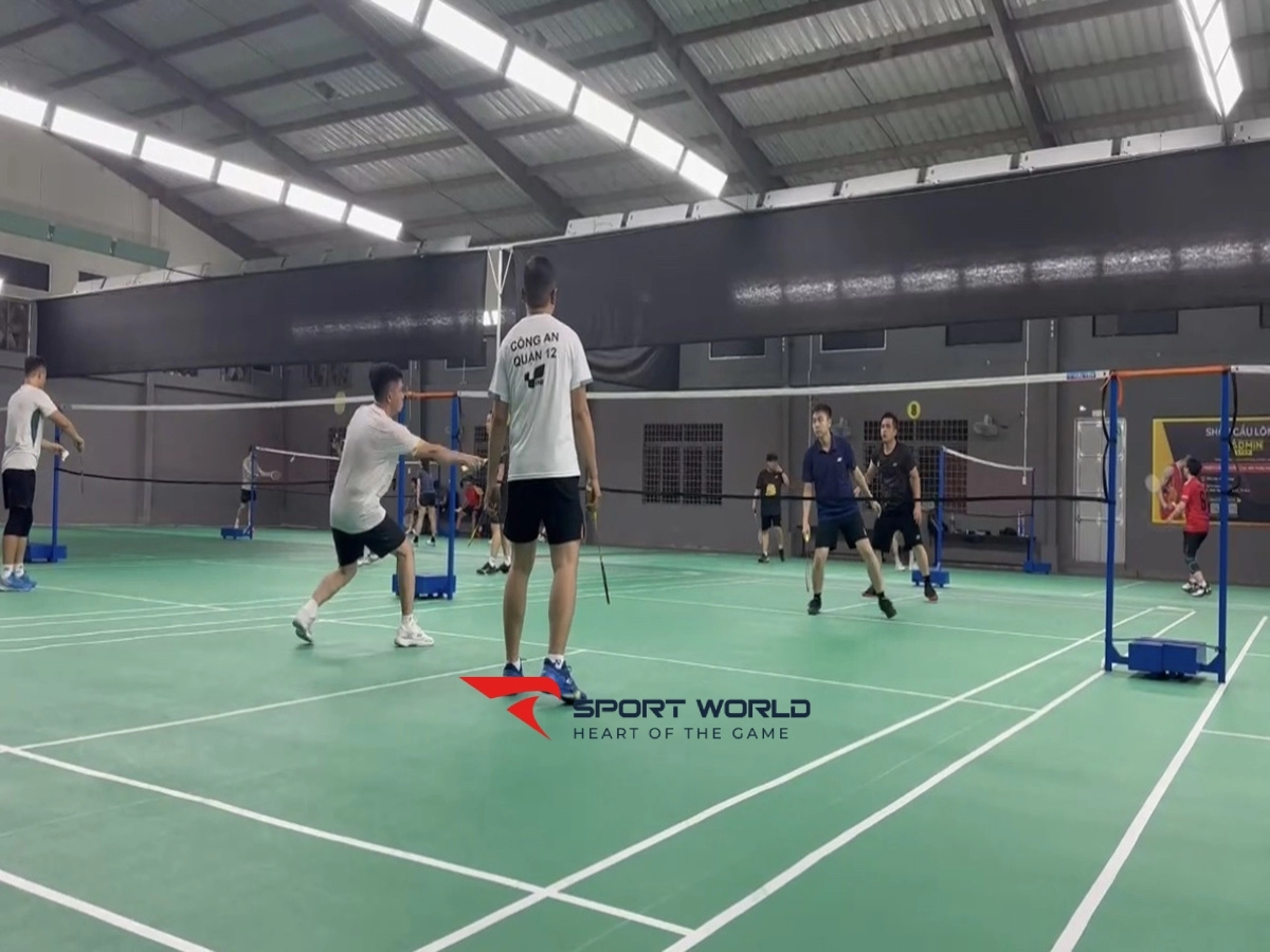 Sân cầu lông Space Badminton