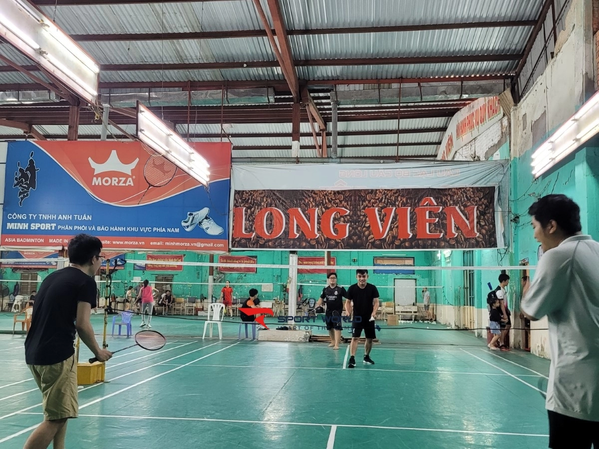 Sân cầu lông Long Viên