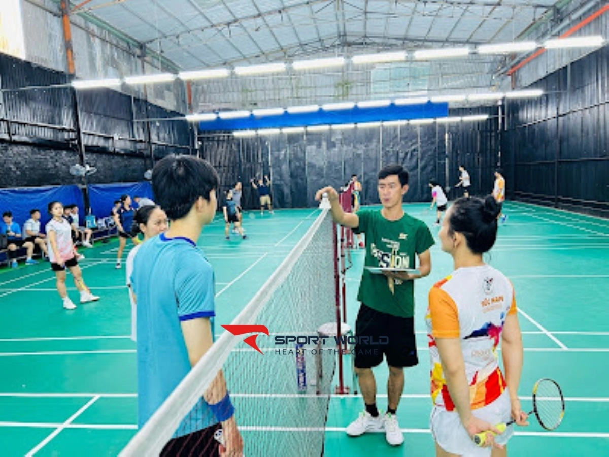 Sân cầu lông Trúc Long Badminton