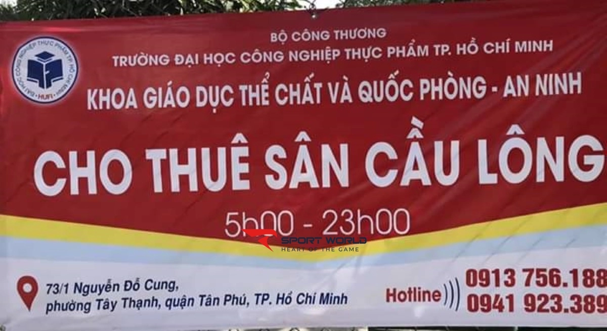 Sân cầu lông Đại học Công Thương