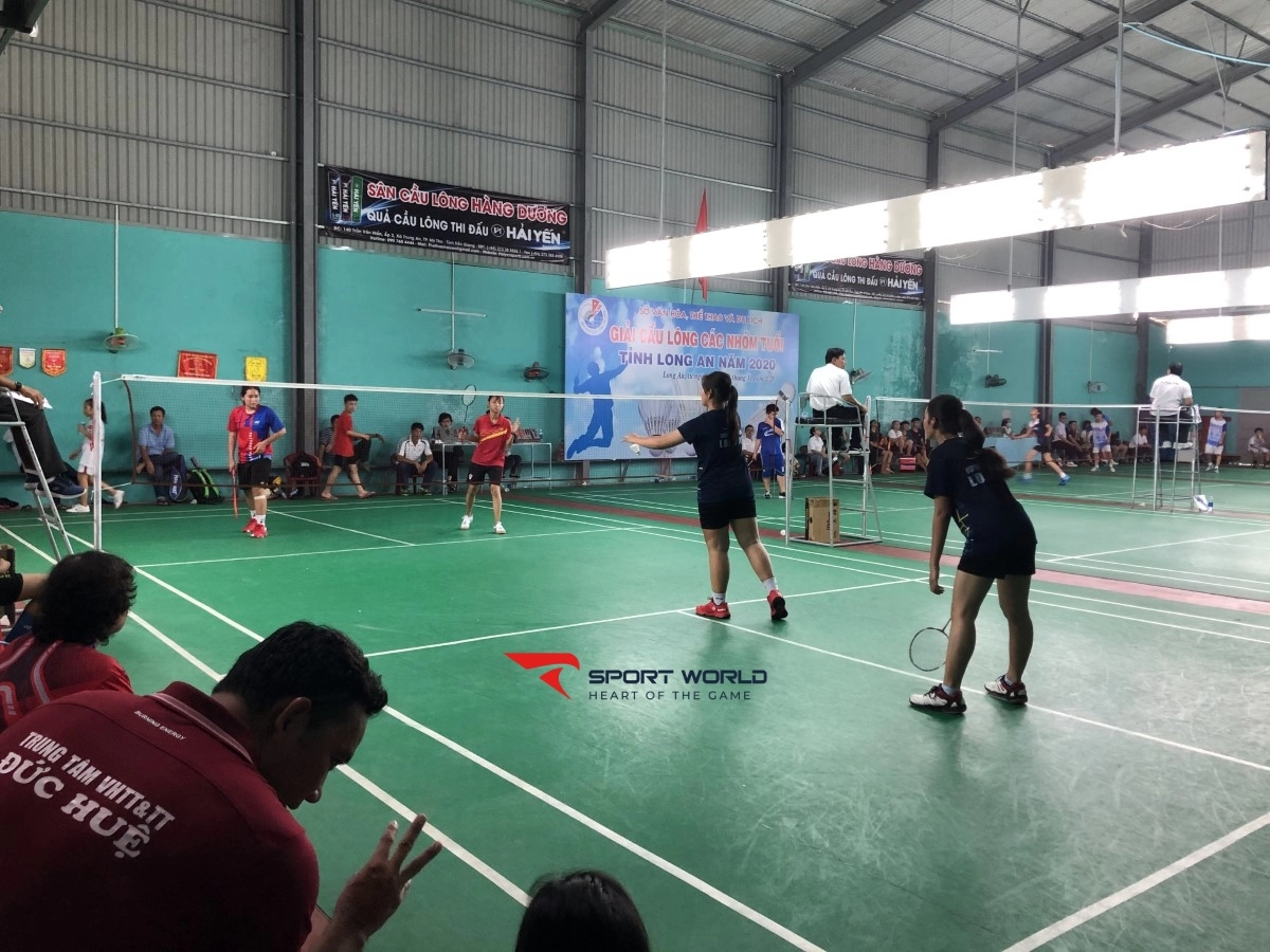 Sân cầu lông Hàng Dương