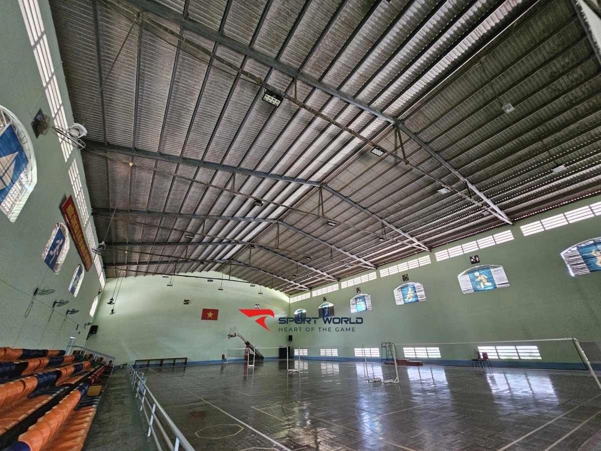 Sân cầu lông Nhà thi đấu - TT Huấn Luyện và Thi Đấu Thể Dục Thể Thao