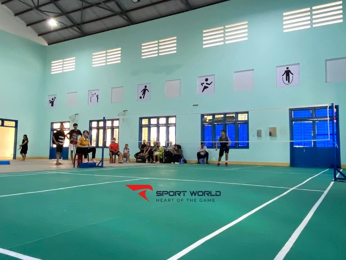 CLB cầu lông Trường THCS Trần Phú