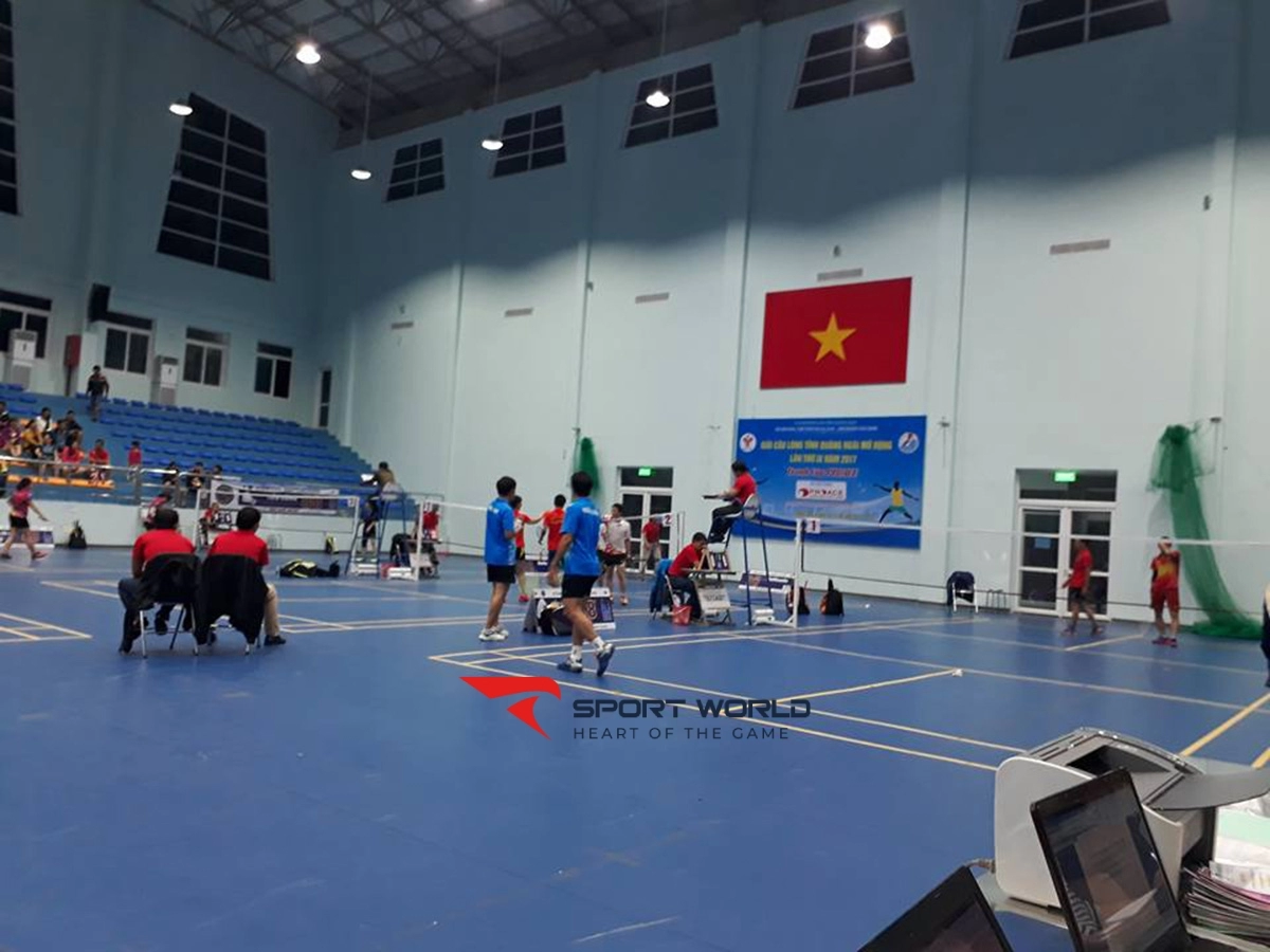 Sân cầu lông Nhà thi đấu đa năng tỉnh Quảng Ngãi