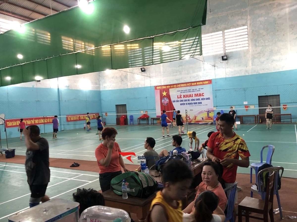 Sân cầu lông Tư Nghĩa