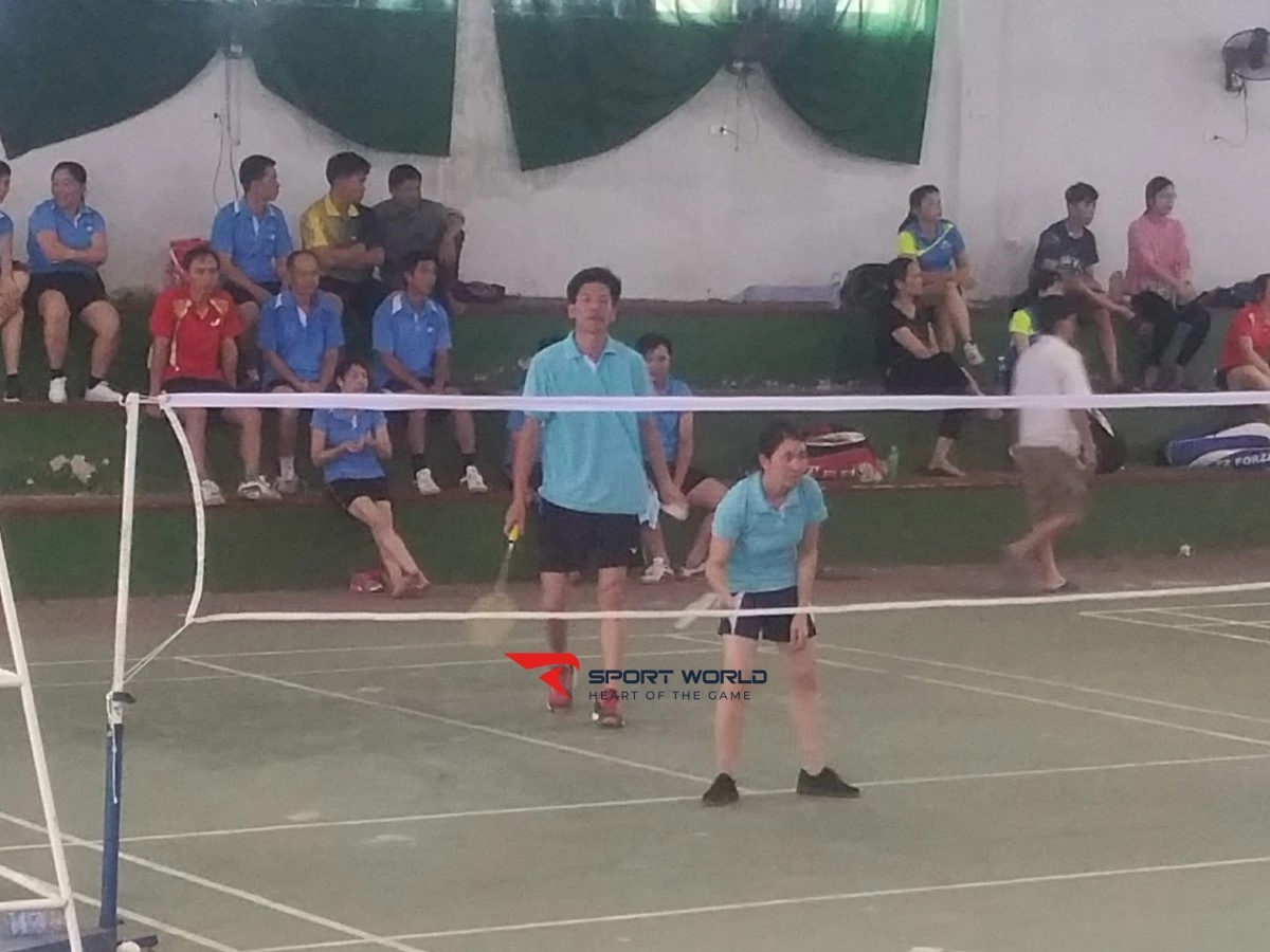 Nhà Tập Luyện & Thi Đấu Cầu Long Đầm Hà