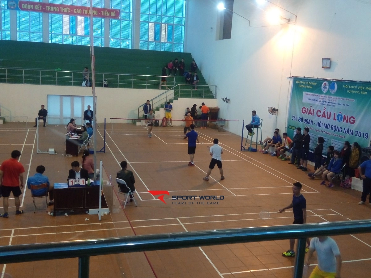 Sân cầu lông huyện Phú Bình