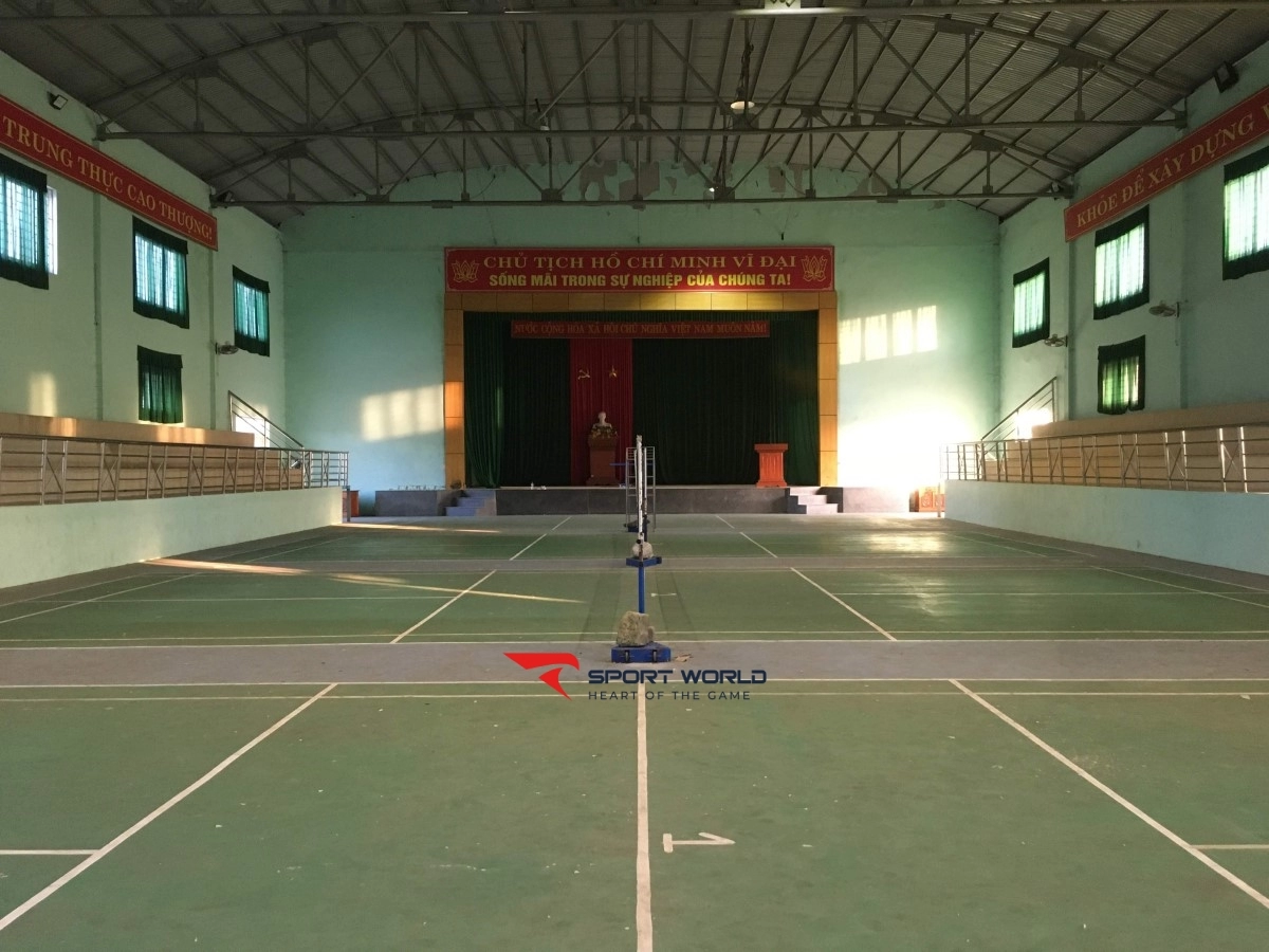 Sân cầu lông Trung tâm văn hoá và thể thao xã Định Long