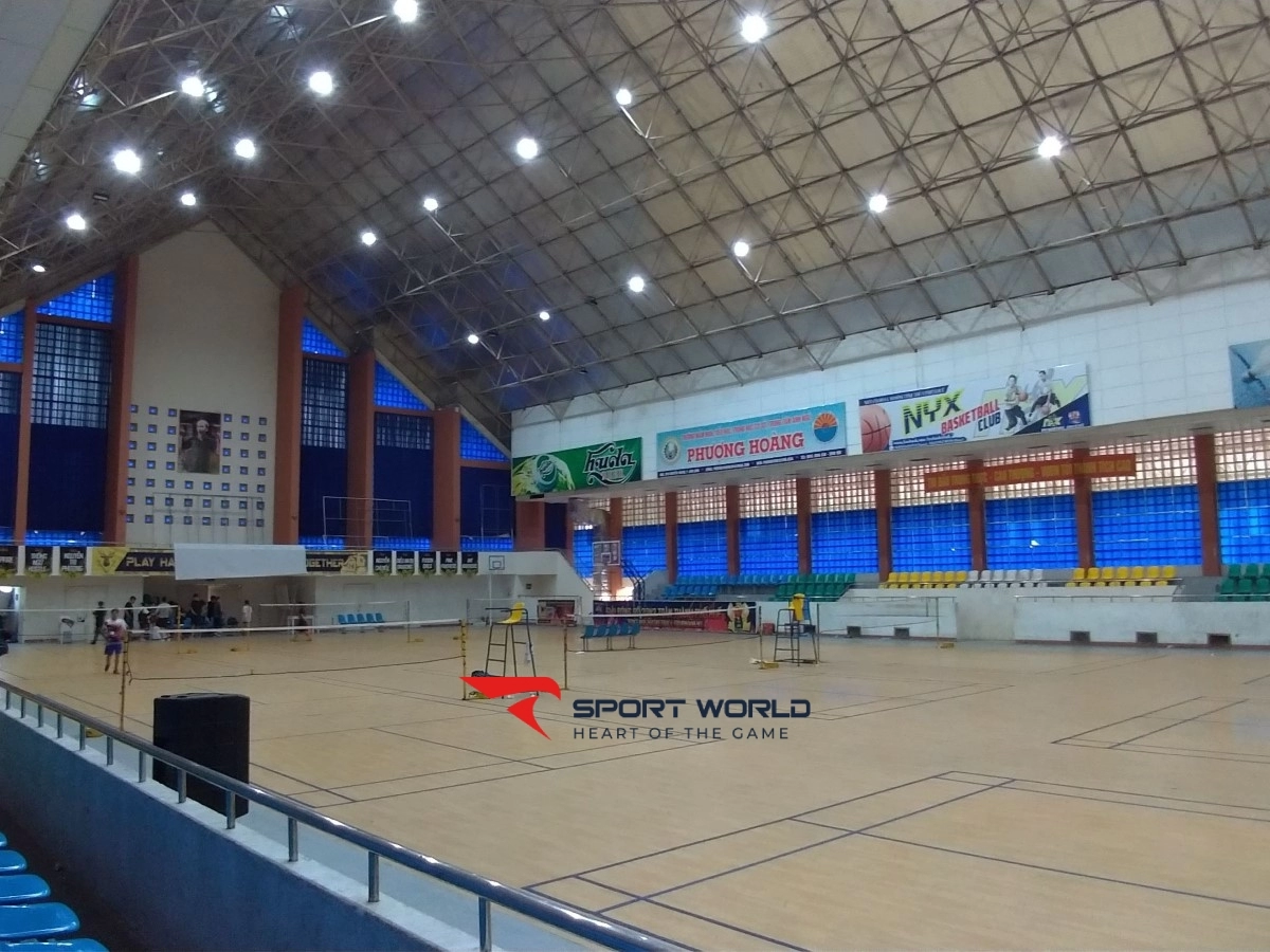 Sân cầu lông Nhà văn hóa Lao Động tỉnh Thừa Thiên Huế