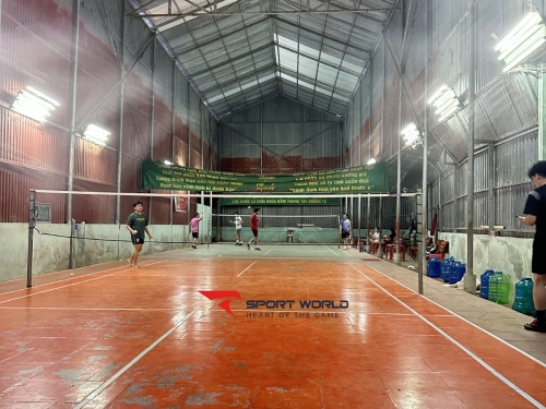 Sân cầu lông Sáu Ngọc - Vũng Liêm