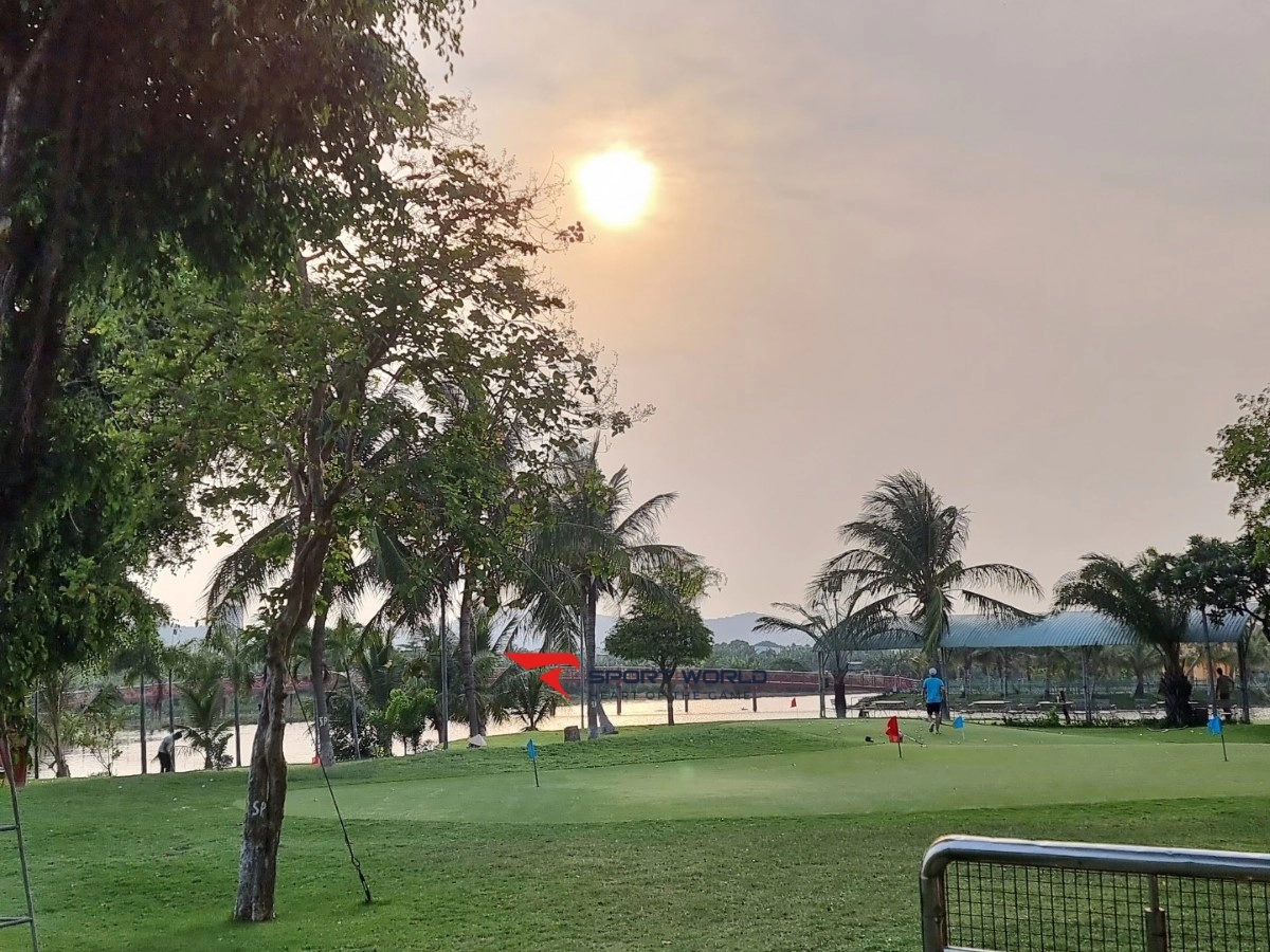 Sân tập Golf Chí Linh (DIC Sport)