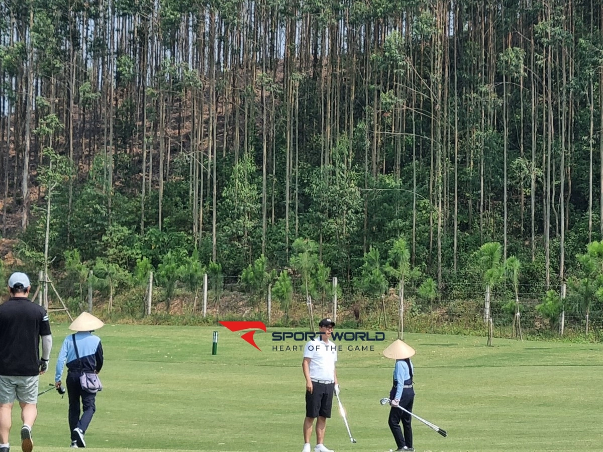 Sân golf ĐỒI NGÔ