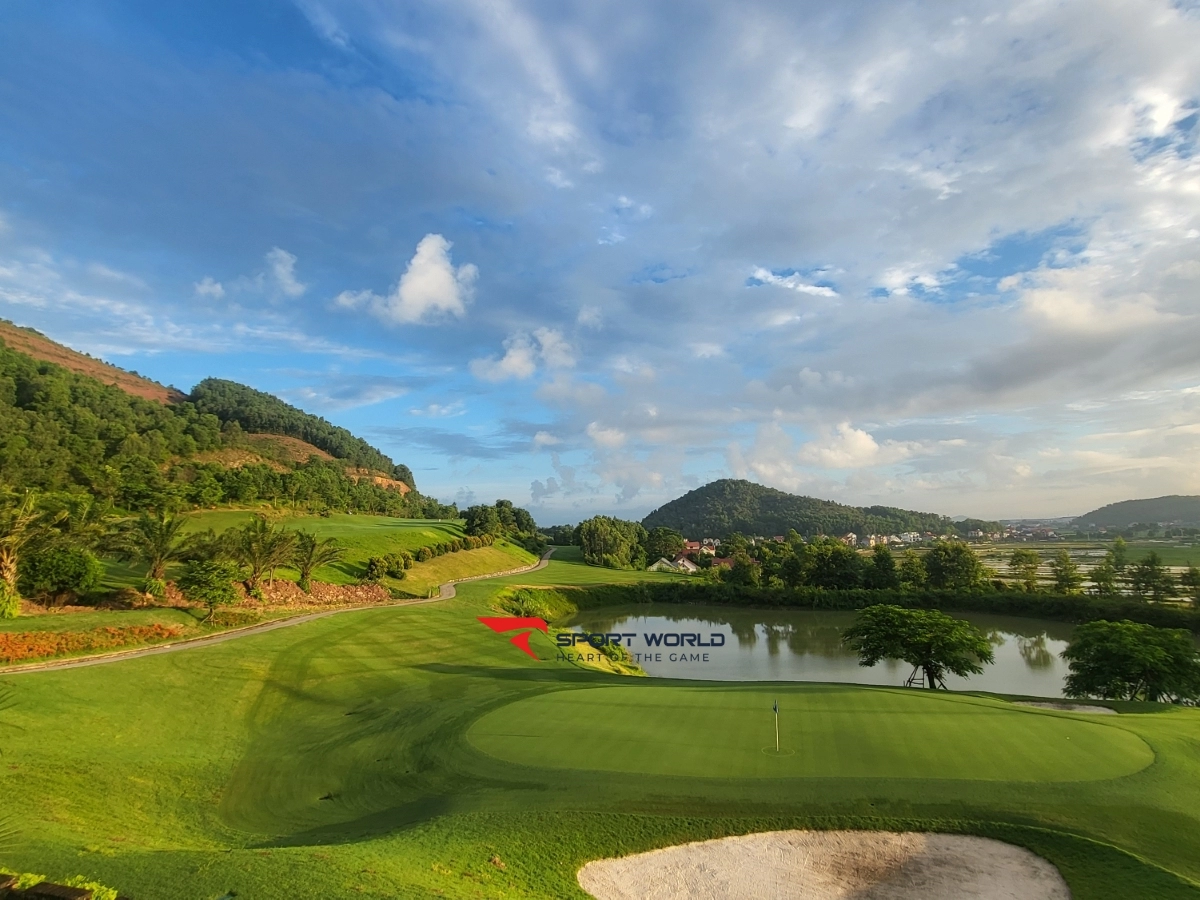 Sân golf Amber Hills