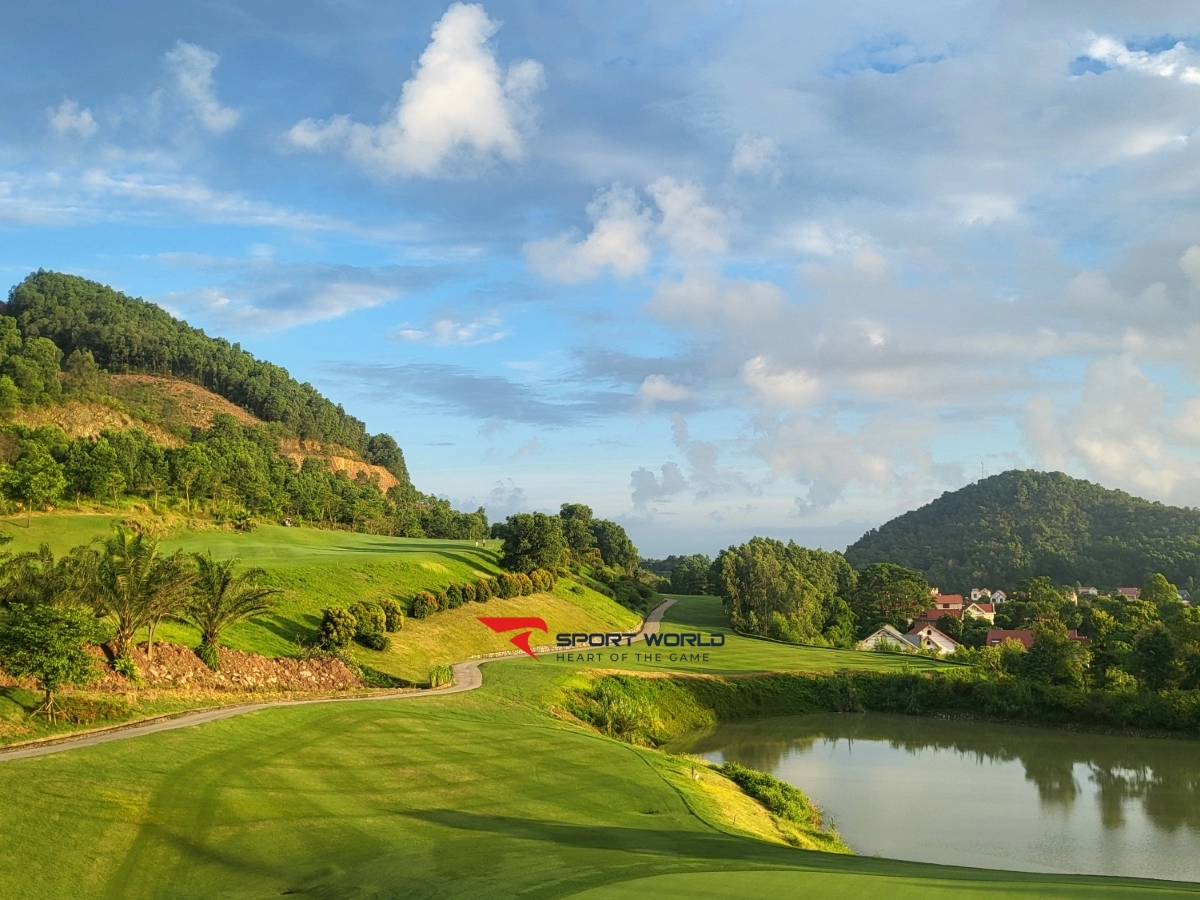 Sân golf Amber Hills