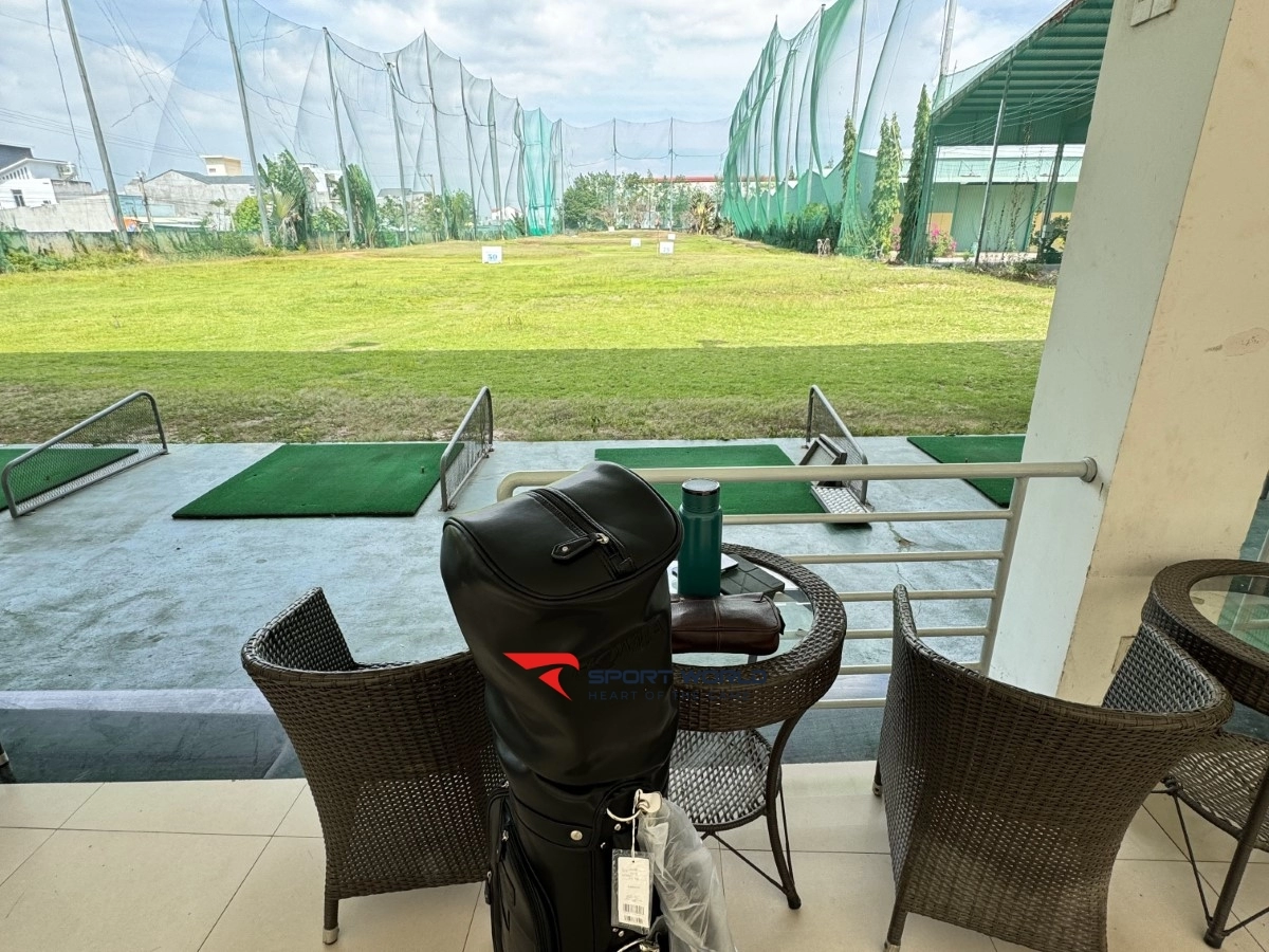 Sân golf Quan Trung