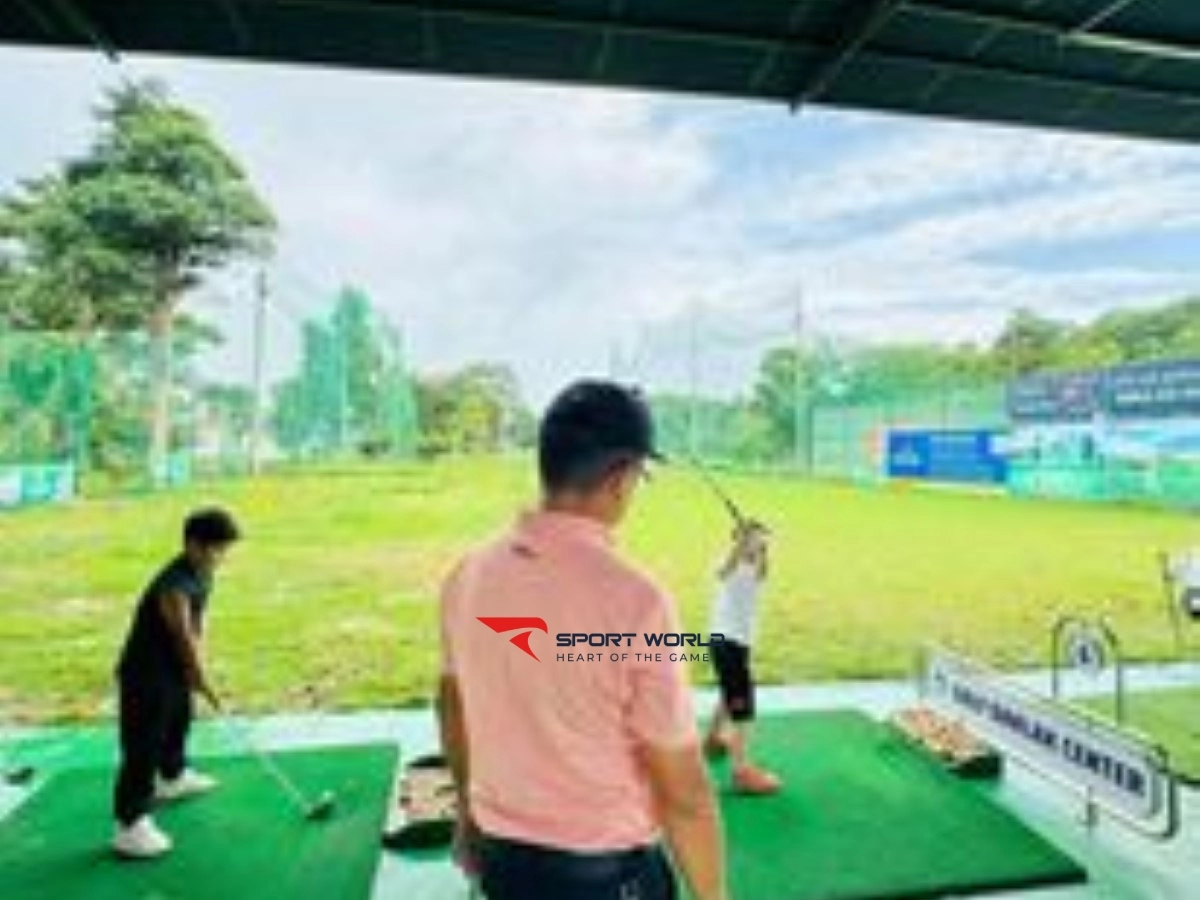 Sân golf Kanes Golf Gia Lai