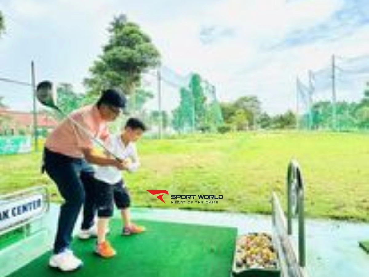 Sân golf Kanes Golf Gia Lai